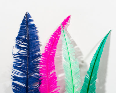 Turkey Feathers, 8-12, Dyed, per pack of 100 – Schuman Feathers